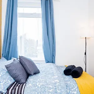Shirley House 3: City-center Self-catering With Smart Check-in Southampton