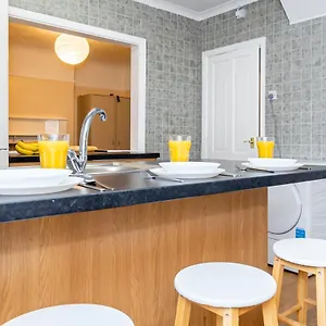 Shirley House: Centre Self-catering With Smart Access Southampton